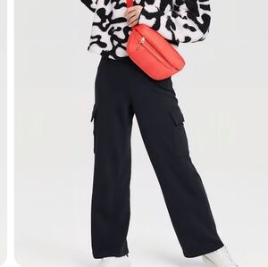 Grayson /Threads Black Cargo Pants,size large